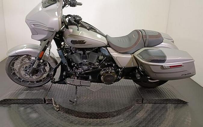 2023 Harley-Davidson® FLHXSE - CVO™ Street Glide®