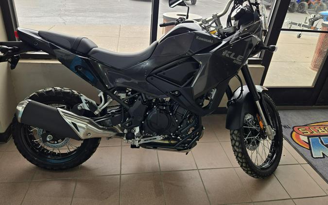 2026 KAWASAKI KLE500 ABS