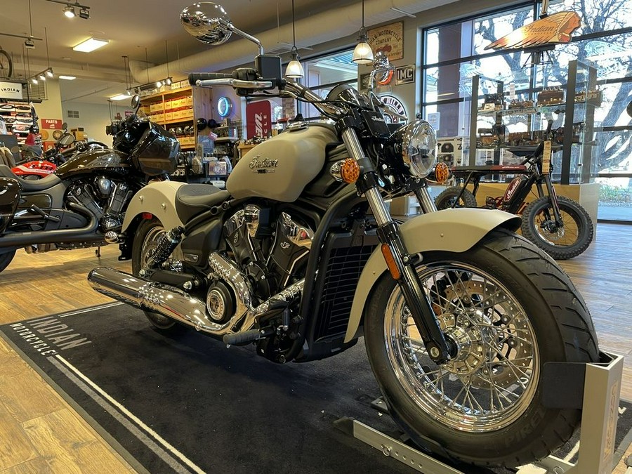 2025 Indian Motorcycle® Scout® Classic Limited Silver Quartz Smoke