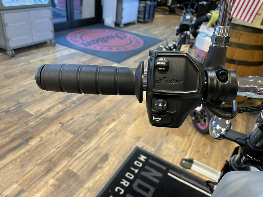 2025 Indian Motorcycle® Scout® Classic Limited Silver Quartz Smoke