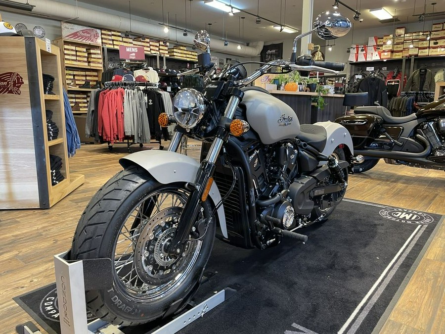 2025 Indian Motorcycle® Scout® Classic Limited Silver Quartz Smoke