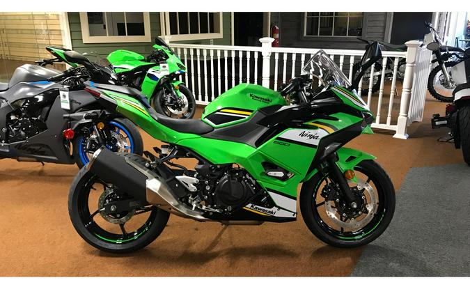 2025 Kawasaki Ninja 500 SE ABS (EX500JSFAN)