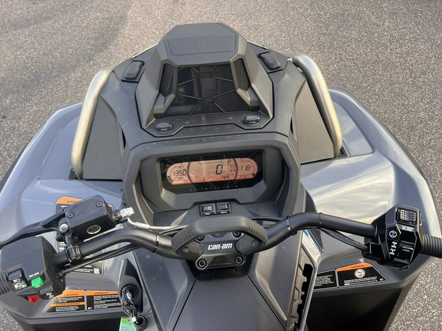 2026 Can-Am Outlander X mr 1000R Granite Grey