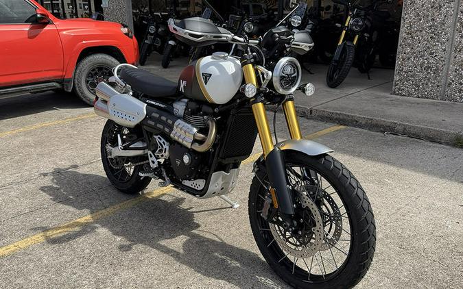 2026 Triumph Scrambler 1200 XE Matte khaki green