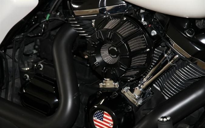 2018 HARLEY DAVIDSON Street Glide Special