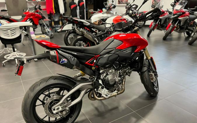 2026 Ducati Hypermotard V2
