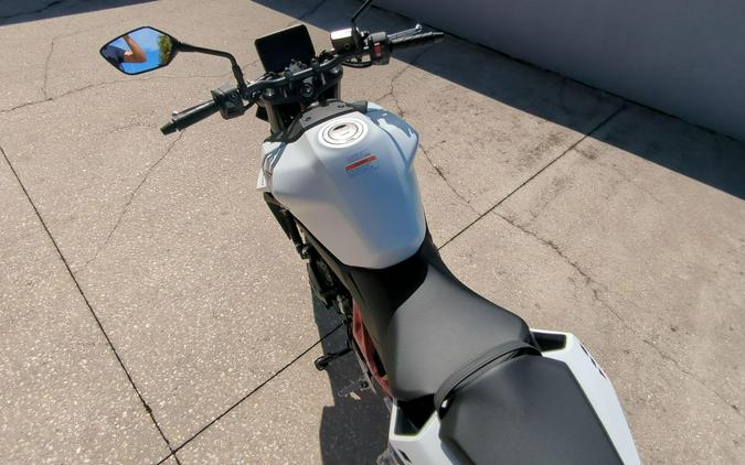 2025 Honda CB750 Hornet