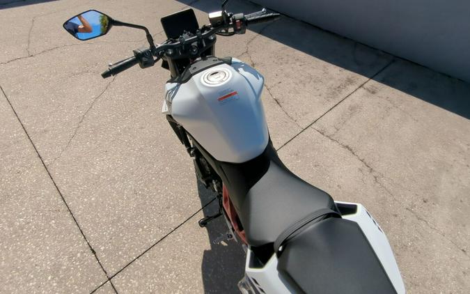 2025 Honda CB750 Hornet