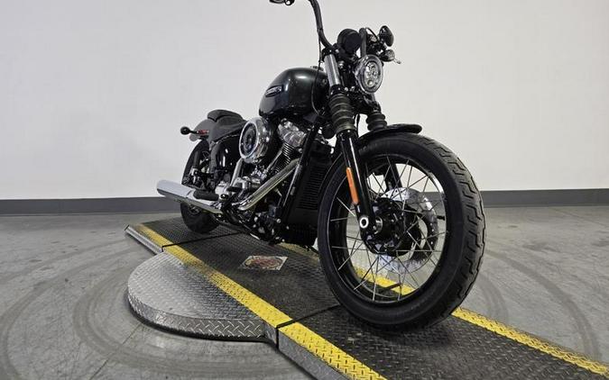2025 Harley-Davidson® FXBB - Street Bob®