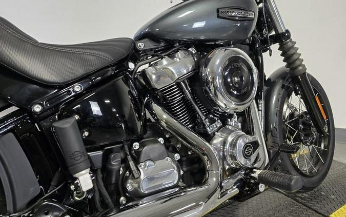 2025 Harley-Davidson® FXBB - Street Bob®