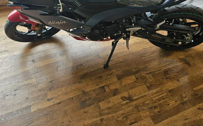 2026 Kawasaki Ninja® 500 ABS