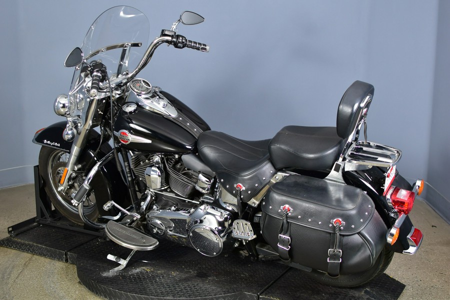2017 Harley-Davidson Heritage Softail Classic FLSTC