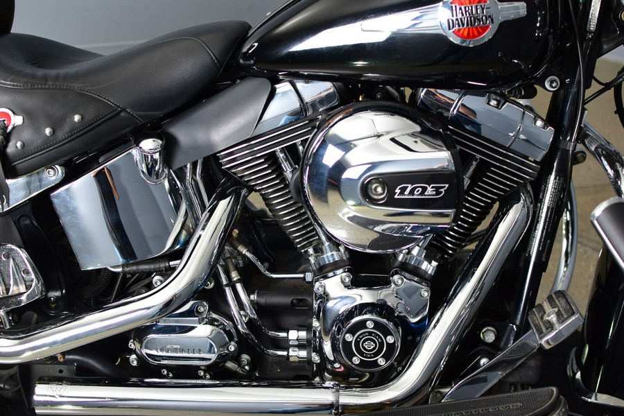 2017 Harley-Davidson Heritage Softail Classic FLSTC