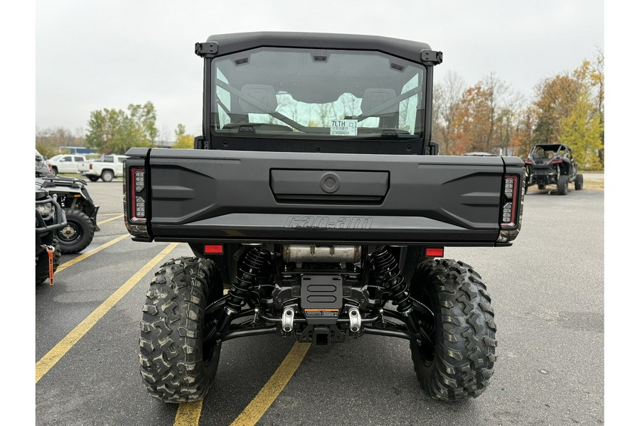 2026 Can-Am DEFENDER XT CAB HD11