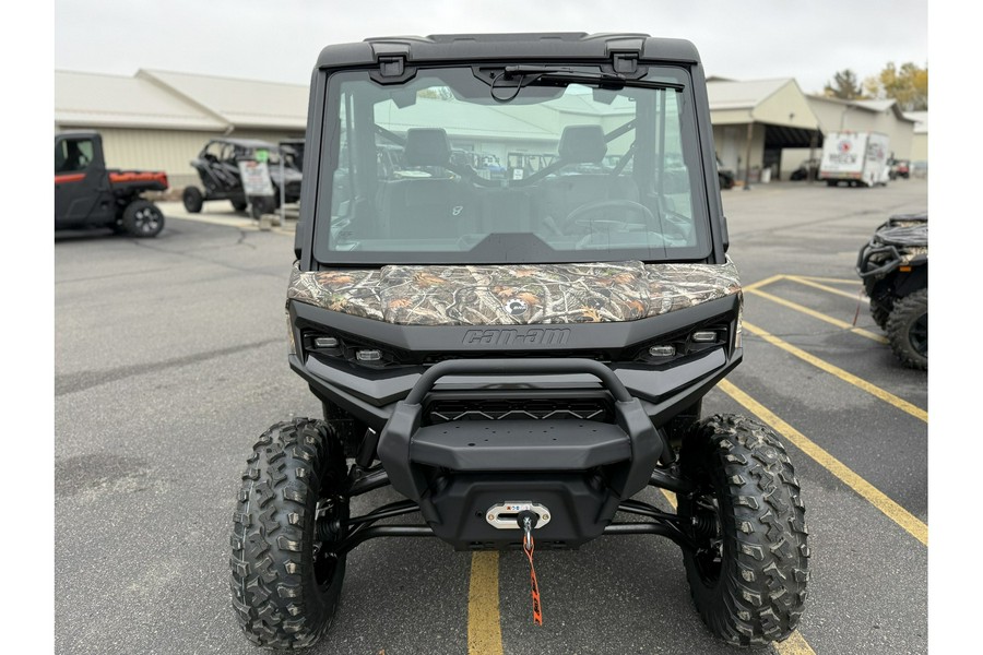 2026 Can-Am DEFENDER XT CAB HD11