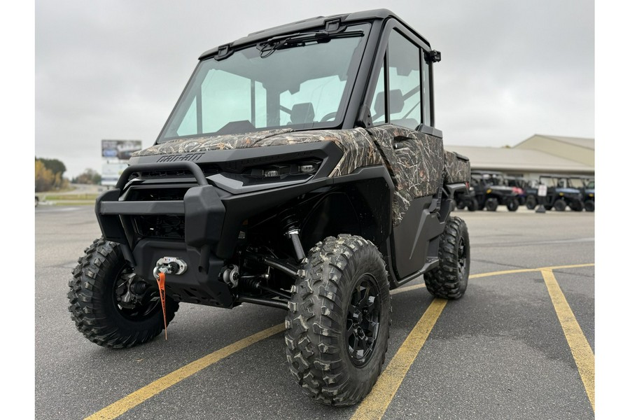 2026 Can-Am DEFENDER XT CAB HD11