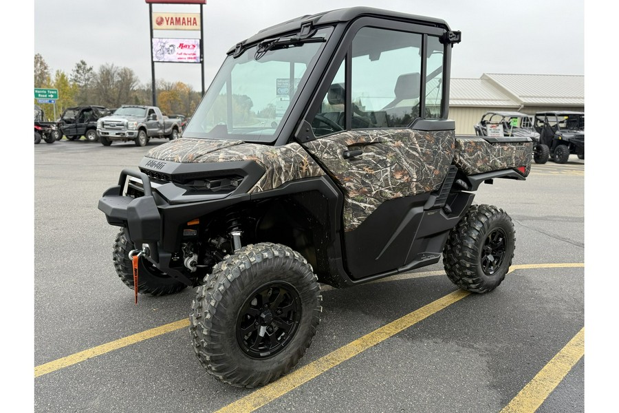 2026 Can-Am DEFENDER XT CAB HD11