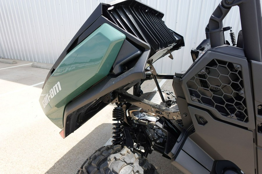 2026 Can-Am Commander DPS 700