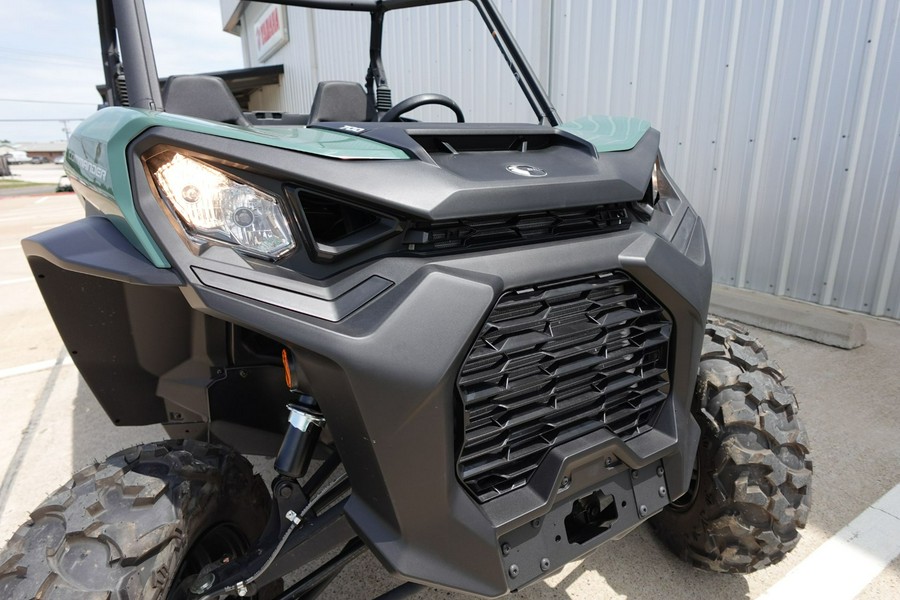 2026 Can-Am Commander DPS 700