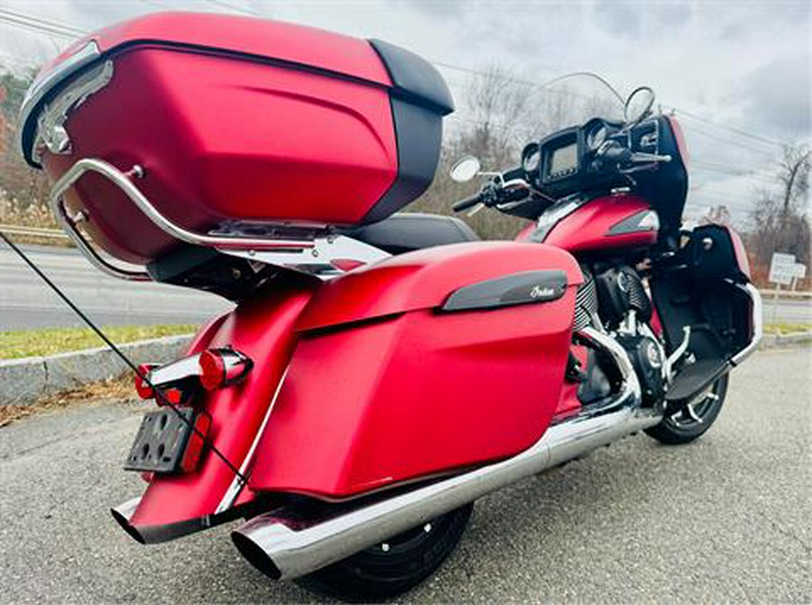 2020 Indian Motorcycle Roadmaster® Dark Horse®