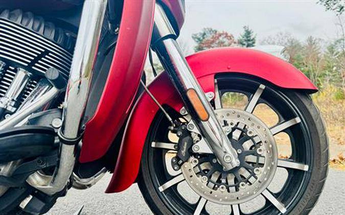 2020 Indian Motorcycle Roadmaster® Dark Horse®