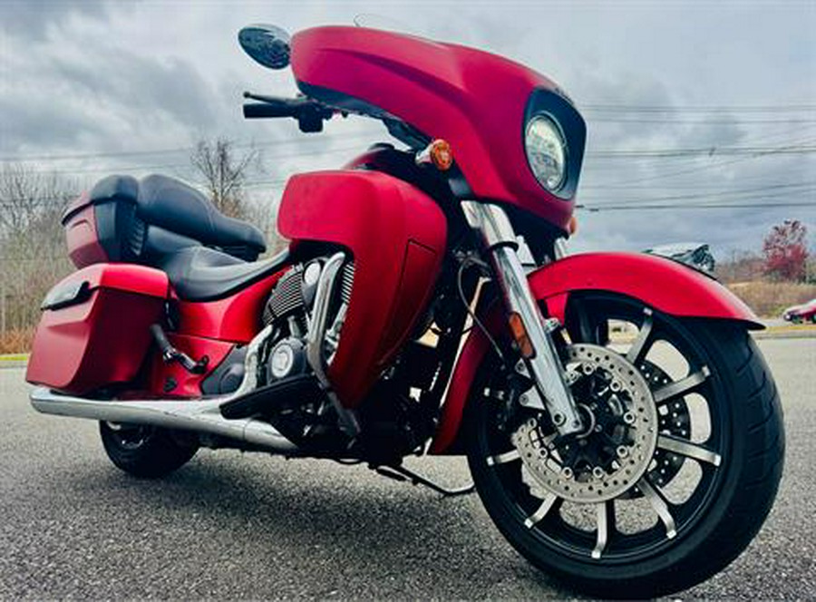 2020 Indian Motorcycle Roadmaster® Dark Horse®