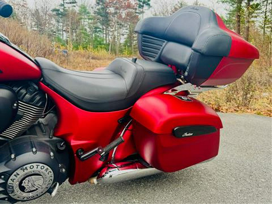 2020 Indian Motorcycle Roadmaster® Dark Horse®