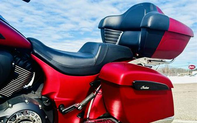 2020 Indian Motorcycle Roadmaster® Dark Horse®