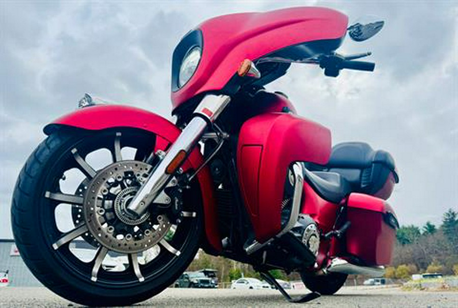 2020 Indian Motorcycle Roadmaster® Dark Horse®