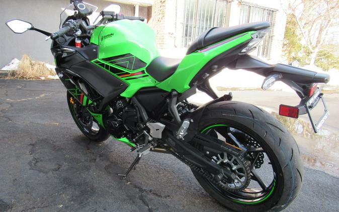 2023 Kawasaki Ninja 650 ABS KRT Edition