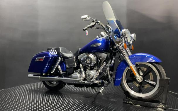 2015 Harley-Davidson® FLD - Dyna® Switchback™