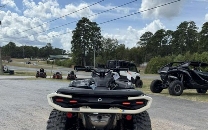 2027 Can-Am® Outlander Backcountry 7.6 in.