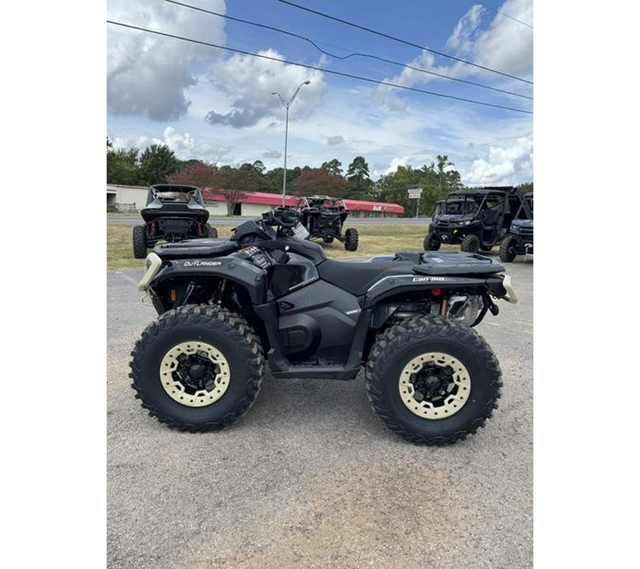 2027 Can-Am® Outlander Backcountry 7.6 in.