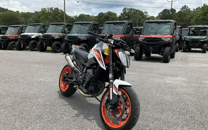2021 KTM Duke 890 R
