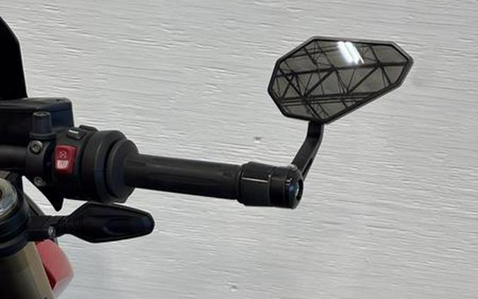 2022 BMW S 1000 R Racing Red