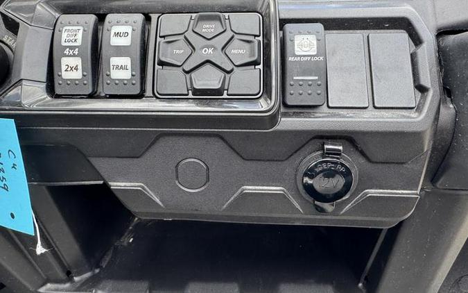 2025 Can-Am® Defender MAX X mr with Half-Doors HD10 Hyper Silver & Legion Red