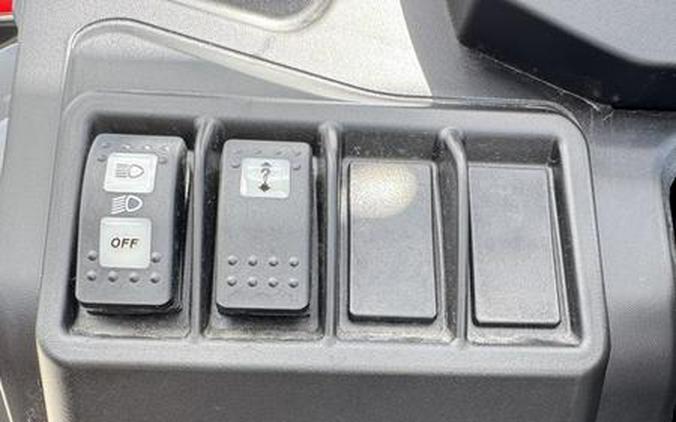 2025 Can-Am® Defender MAX X mr with Half-Doors HD10 Hyper Silver & Legion Red