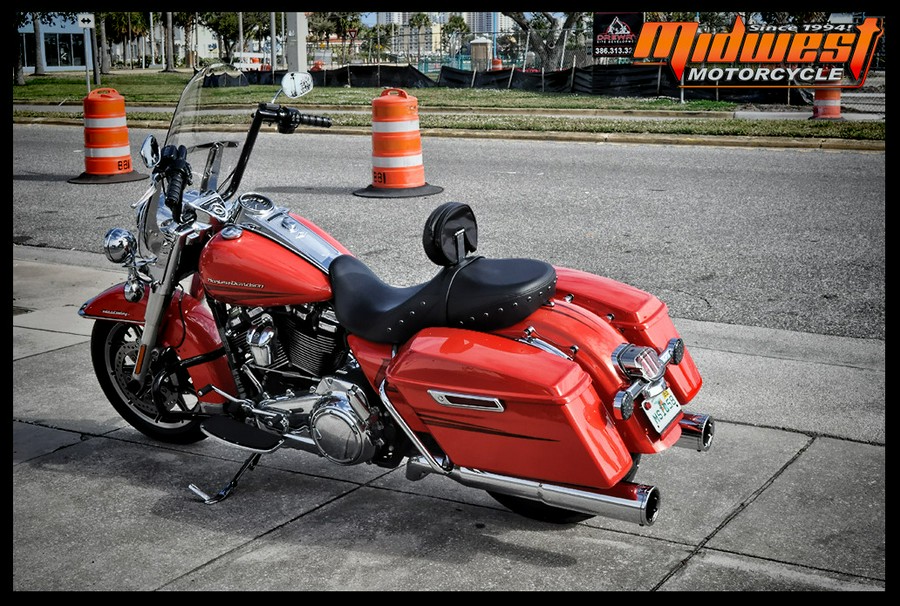 2017 Harley-Davidson® ROAD KING