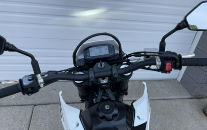 2025 Suzuki DR-Z4SM