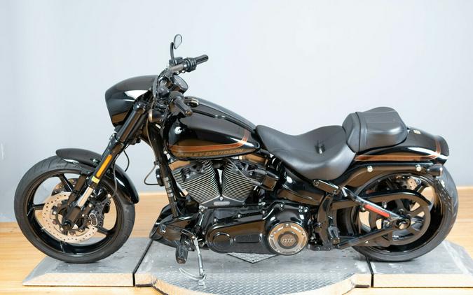 2016 Harley-Davidson CVO Pro Street Breakout