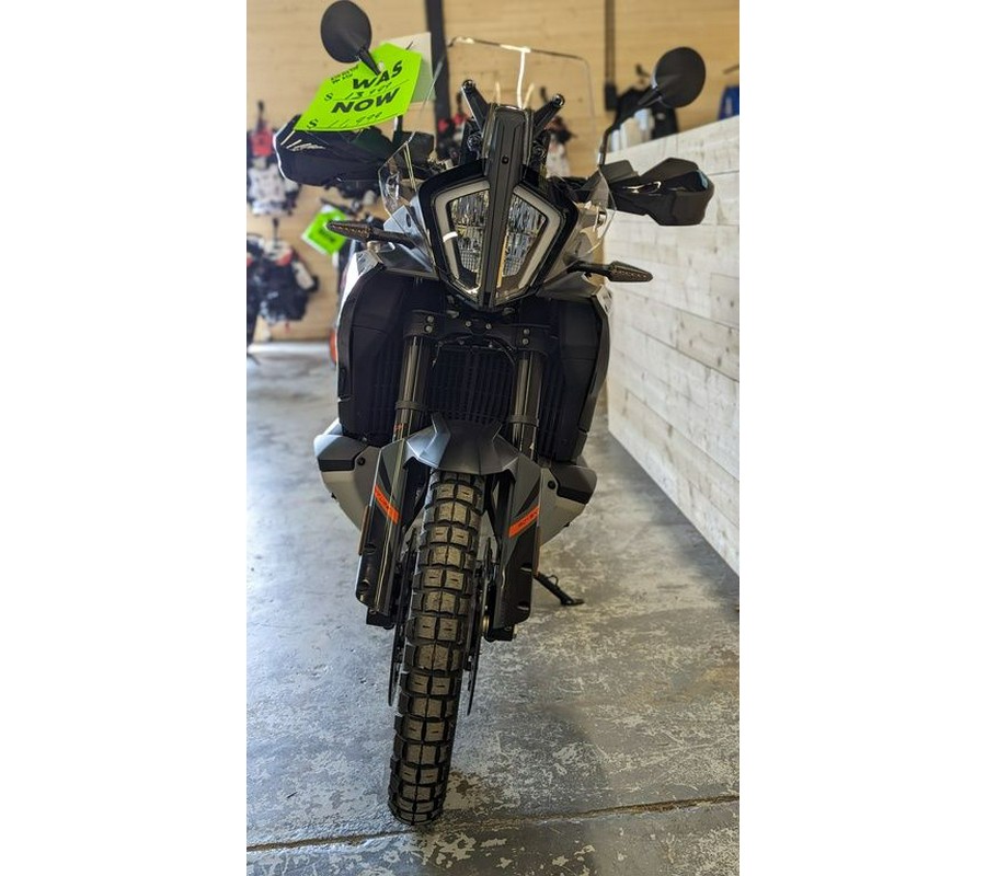 2023 KTM 890 Adventure