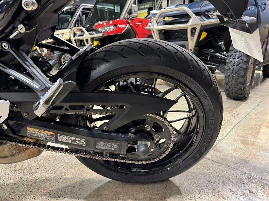 2018 Kawasaki Z900RS Base