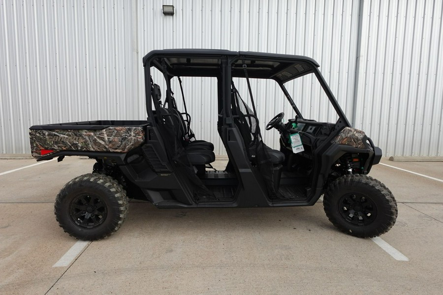 2026 Can-Am Defender MAX XT HD11 with 10.25 in. touchscreen display