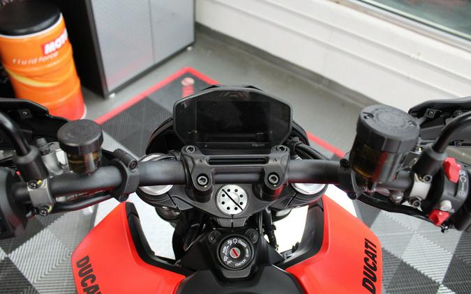 2025 Ducati Hypermotard 950 RVE Final Edition #8 / 17