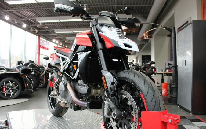 2025 Ducati Hypermotard 950 RVE Final Edition #8 / 17