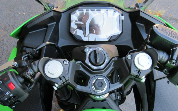 2026 Kawasaki Ninja® 500 SE ABS
