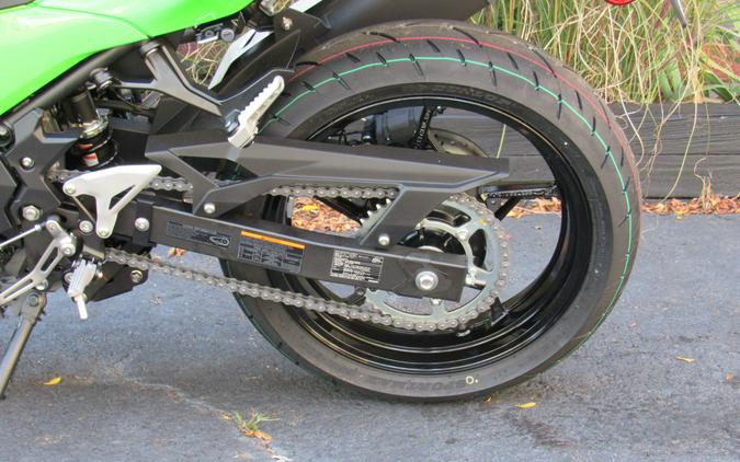 2026 Kawasaki Ninja® 500 SE ABS