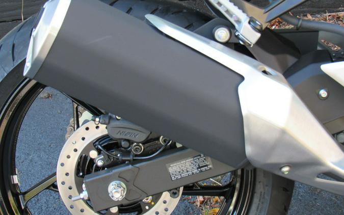 2026 Kawasaki Ninja® 500 SE ABS