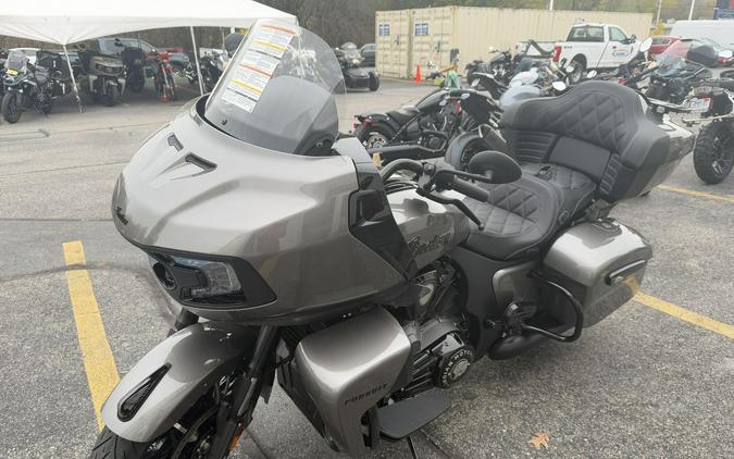 2026 Indian Motorcycle Pursuit Dark Horse