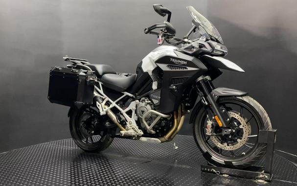 2023 Triumph Tiger 1200 GT Explorer Snowdonia White